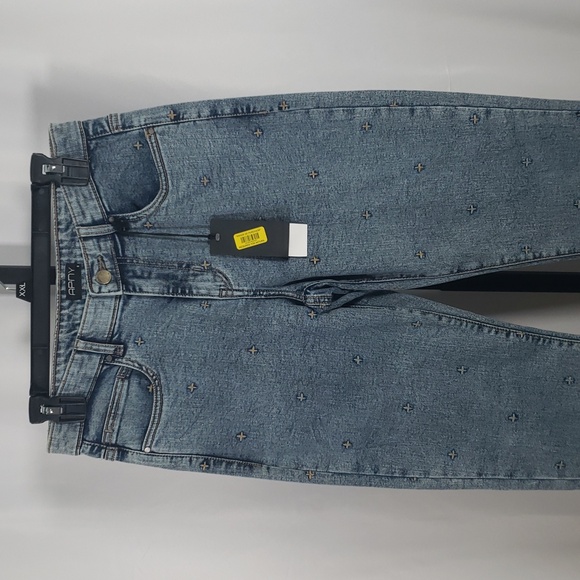 APNY Cross Embroidered‎ Girlfriend Jeans SZ 6 - NWT - Picture 5 of 12